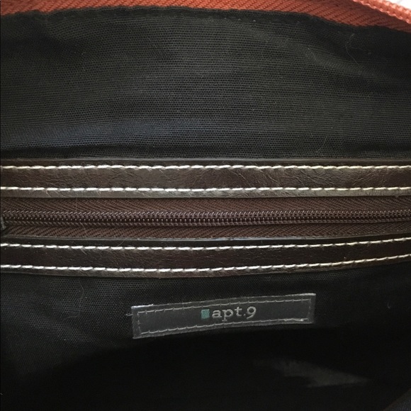 Apt 9 purse - Picture 4 of 4